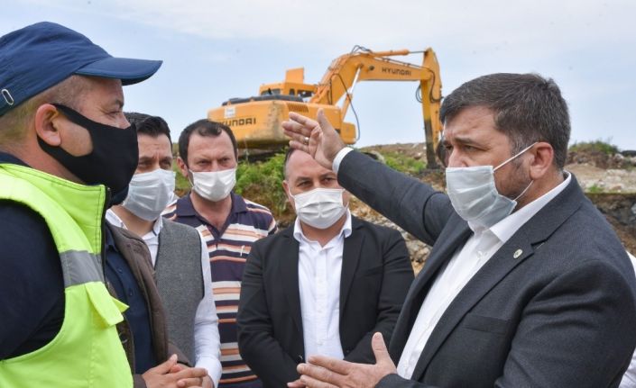 Giresun sahilinde 35 yıldır biriktirilen çöp yığınları ve molozlar temizleniyor