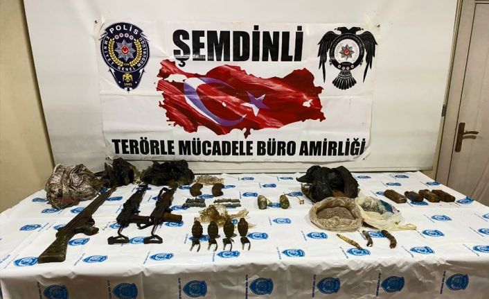 Hakkari’de terör örgütüne ait silah ve mühimmat ele geçirildi