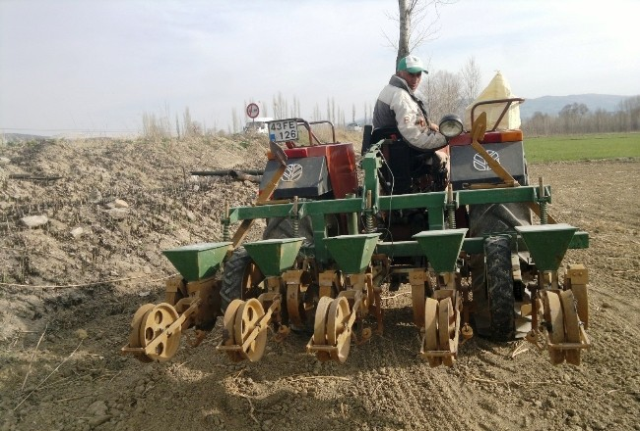 Hisarcık’ta pancar ekim işlemleri tamamlandı