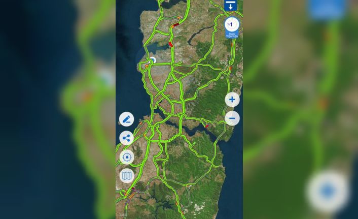 İstanbul’da sokağa çıkma yasağı öncesi trafik yoğunluğu yüzde 1 olarak ölçüldü