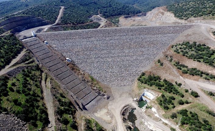 İzmir’deki dev barajın gövdesi tamamlandı