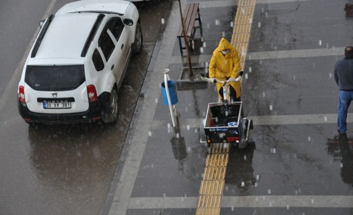 Kars’ta bahar yağmurları etkili oluyor