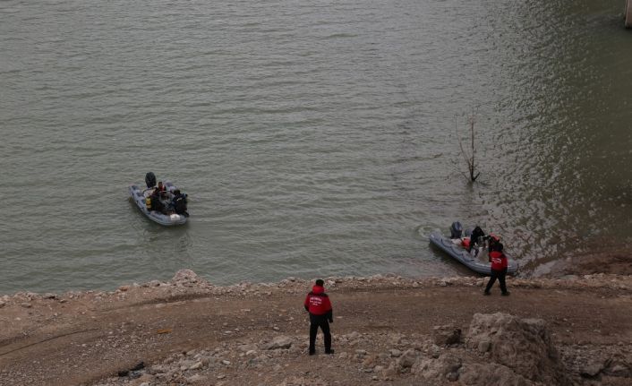 Kayıp Gülistan’ı arama çalışmaları sürüyor