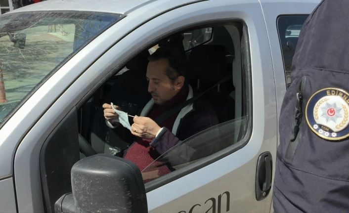 Keşan’da polisten şehir merkezinde ateş ölçer ile kapsamlı denetim