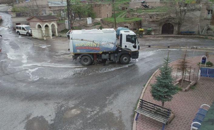 Kocasinan’ın merkez ve kırsal mahallelerinde hijyen ve dezenfekte hizmeti