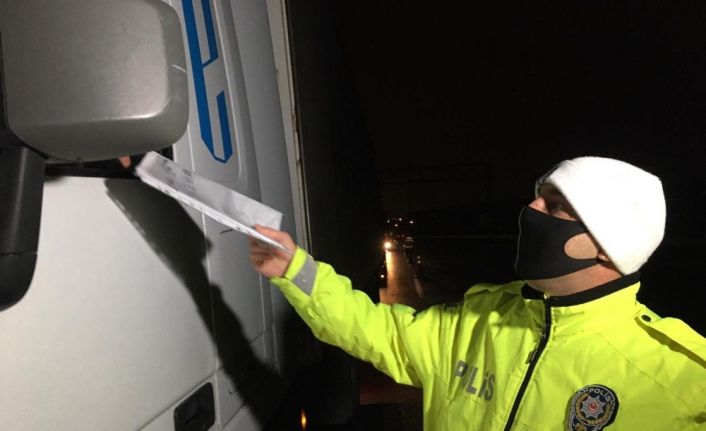 Korona virüsüne karşı İstanbul’un giriş - çıkışında gece boyu denetimler devam ediyor