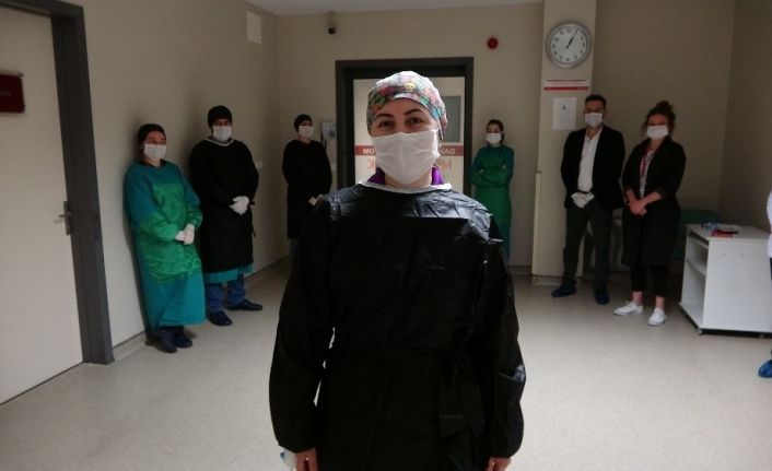 Koronayı yenen hemşire: “En yakın zamanda görevimin başına dönmek istiyorum”