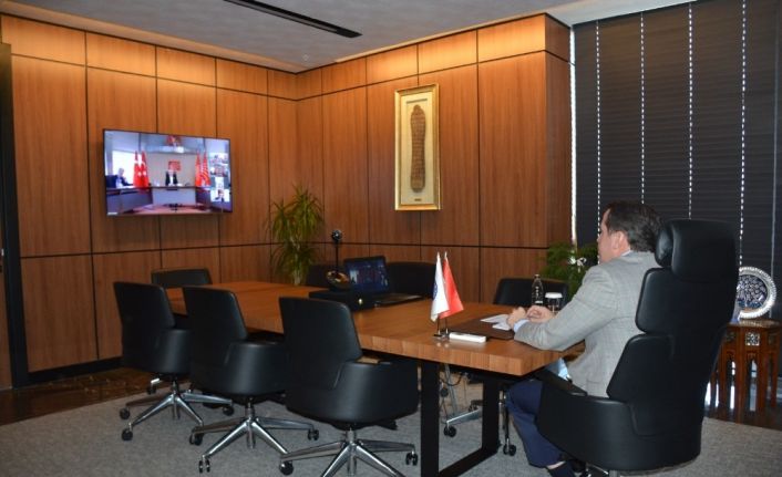 Memur-Sen Genel Başkanı Yalçın, işten çıkarılan sözleşmeli personellerle ilgili Kılıçdaroğlu’yla görüştü