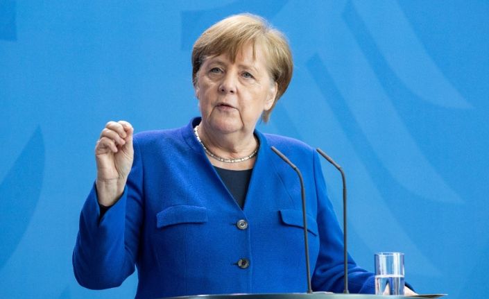 Merkel: ‘’Yaptığımız gevşetmenin neticelerini iki hafta sonra göreceğiz’’