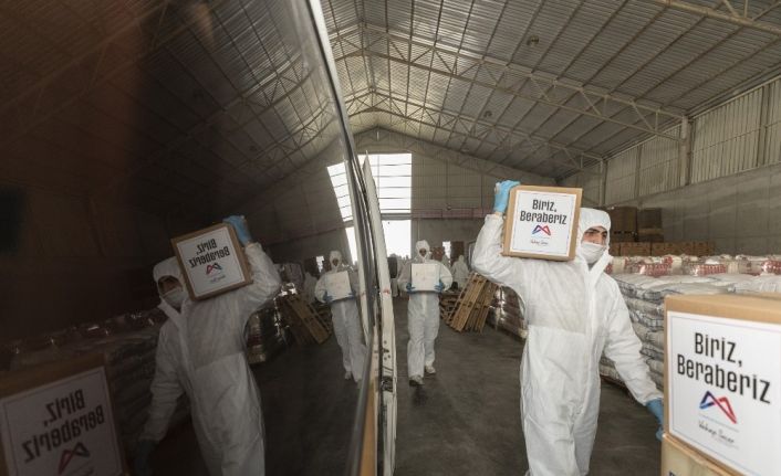 Mersin’de her gün 4 bin gıda kolisi ihtiyaç sahiplerine dağıtılıyor