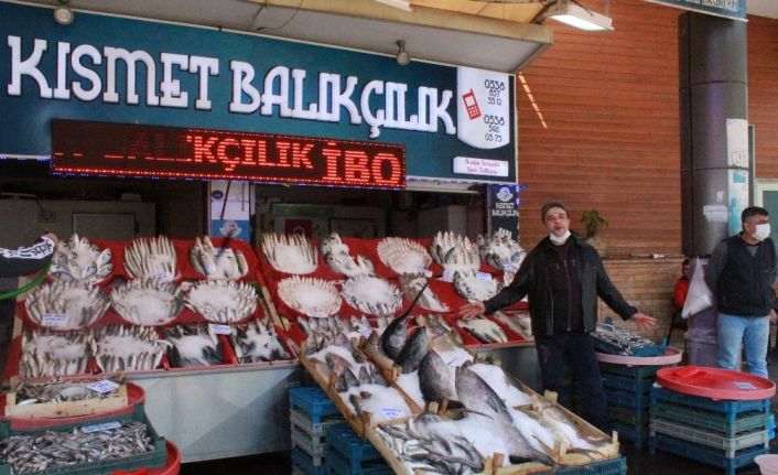 Mevsimin son balıkları elde kaldı
