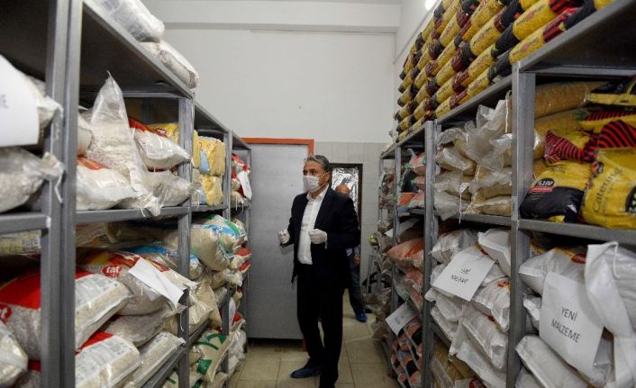 Muratpaşa Belediyesi, korona virüs salgını sebebiyle aşevininin kapasitesini 2 katına çıkardı