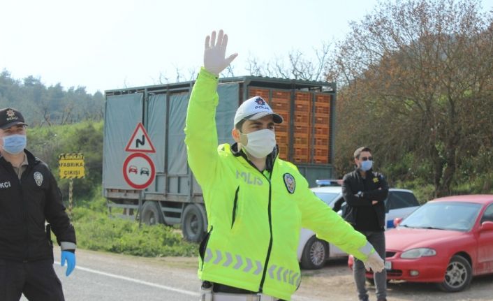 Osmaneli’nin 3 ayrı ilçe girişinde Korona virüs kontrol ve denetimleri sürüyor