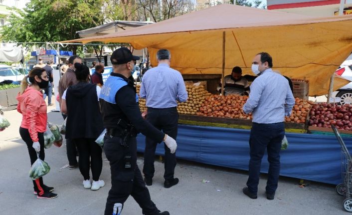 Polisten pazar yerlerine ‘Sosyal mesafe’ denetimi