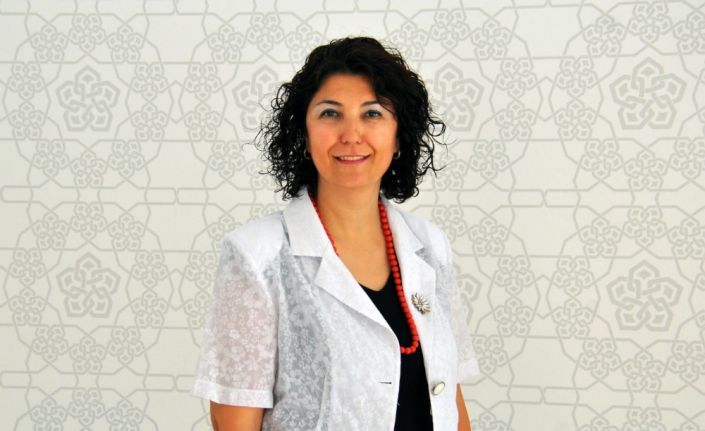 Prof. Dr. Zeliha Traş: “Virüsten etkilenmemek için ruh sağlığımızı da korumalıyız”
