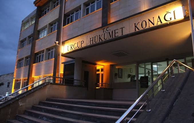 Toplu şekilde cenaze namazına göz yuman muhtar ve imam hakkında soruşturma