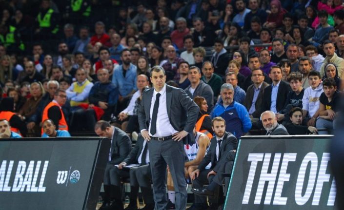 Türk Telekom Başantrenörü Burak Gören: “Basketbol Şampiyonlar Ligi sağlığı ön plana koydu”