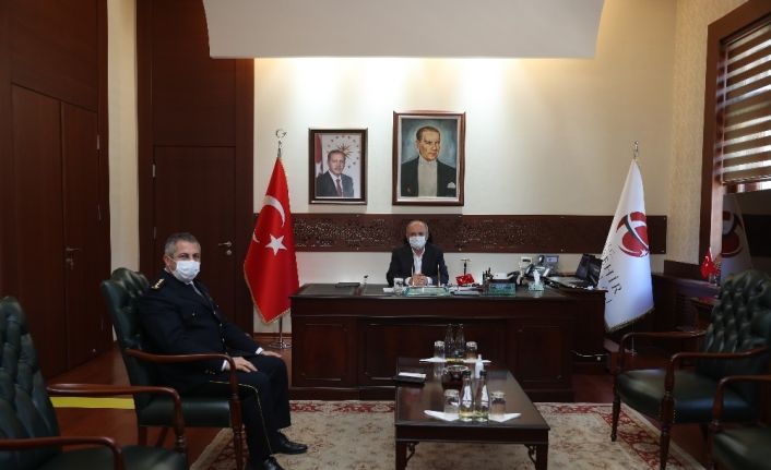 Vali Çakacak, Emniyet Teşkilatının Polis Haftasını kutladı