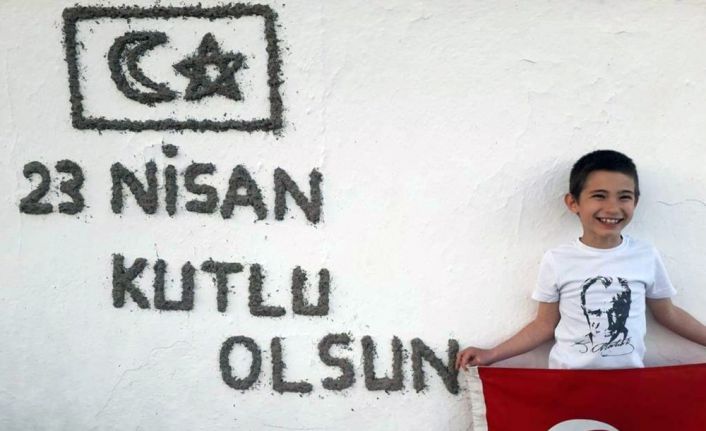 Yatağanlı öğrencilerden 100’üncü yıla 3 bin fotoğraf
