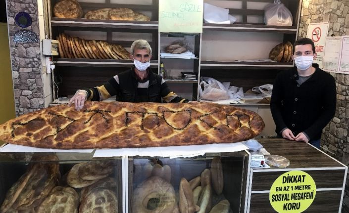 2 metre 45 santimlik pide yaparak ‘Evde kal Türkiye’ çağrısında bulundu