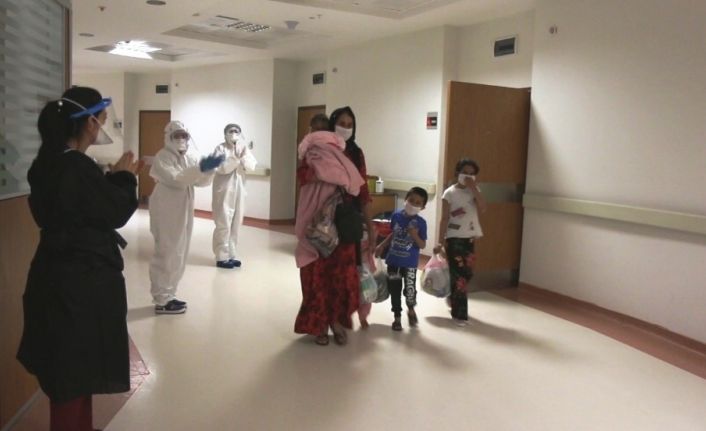 5,5 aylık bebek ve 9 yakını korona virüsü yenmeyi başardı