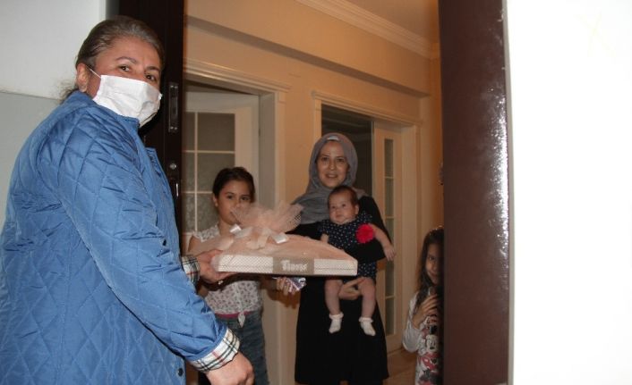 Akçaabat belediyesinden yeni doğan bebeklere "Hoş geldin" hediyesi