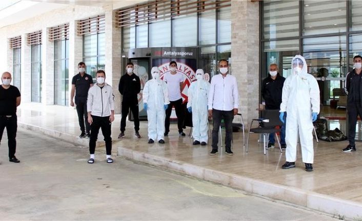 Antalyaspor’da korona virüs testleri negatif çıktı