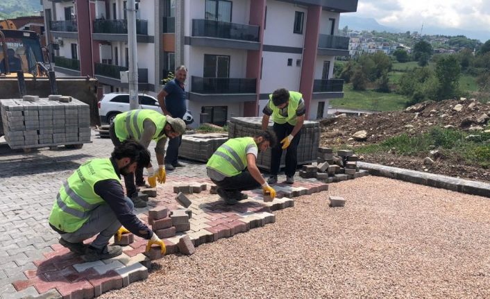 Başiskele’ye yeni parke yollar yapılıyor