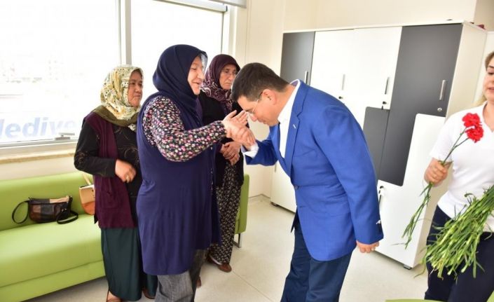 Başkan Tütüncü’den Anneler Günü mesajı