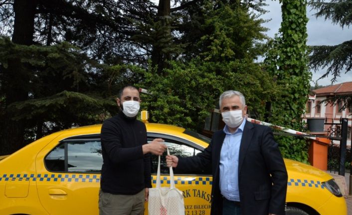 Bilecik Belediyesinden dolmuş ve taksi şoförlerine "moral destek paketi"