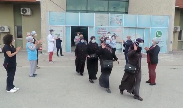 Bolu’da, son hastalarını taburcu eden pandemi hastanesi normale dönüyor