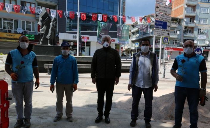 Büyükşehir Belediyesi Genel Sekreteri Gündoğdu, 1 Mayıs’ta çalışan işçilerin bayramını kutladı