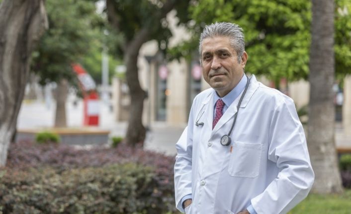 Dr. Kandemir’den pazar günü sokağa çıkacak 65 yaş üstü vatandaşlara uyarı