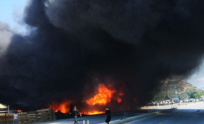 Dükkanı bir anda küle döndü, neye uğradığını şaşırdı