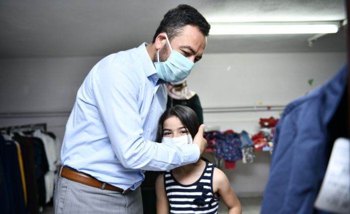 Elbistan Belediyesi Yetim Koordinasyon Merkezi’nden 1300 yetime bayram hediyesi