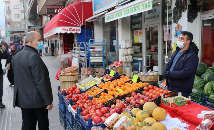 Emniyet Müdürü korona virüs tedbirlerine karşı esnaf ve vatandaşları denetledi
