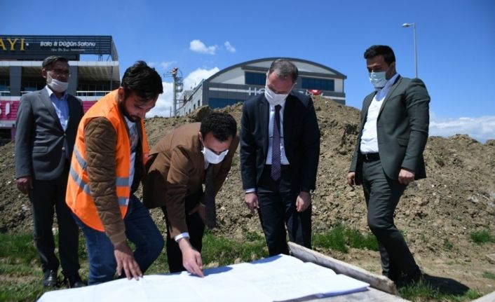 İnegöl’de 43 metre uzunluğundaki üst geçit haziranda hizmete giriyor