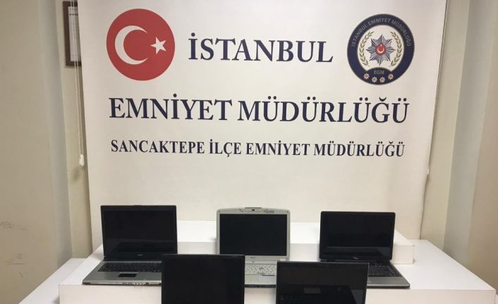 Korona virüs dinlemediler, mühürlenen iş yerinde sanal kumar oynarken yakalandılar