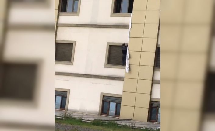 Korona virüs şüphelisi çarşafları birleştirerek hastaneden kaçmaya çalıştı