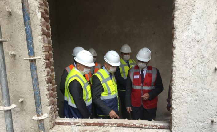 Koronavirüsle mücadele veren Cerrahpaşa Tıp Fakültesi Hastanesi yerinde dönüşüyor