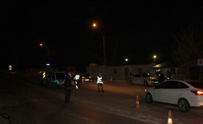 Kuşadası’nda 10 yıl 10 ay hapis cezası bulunan zanlı yakalandı