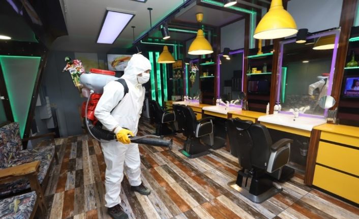 Nevşehir’de berber, kuaför ve güzellik merkezleri dezenfekte ediliyor