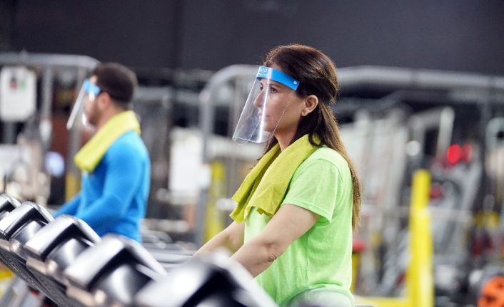 (Özel haber) Spor salonlarında sosyal mesafe ve korona virüs önlemleri tanıtıldı