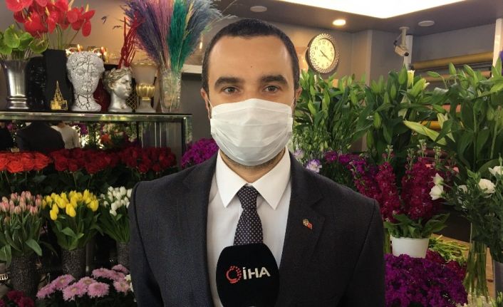 (Özel) Korona virüsten olumsuz etkilenen çiçekçilere Anneler Günü can suyu oldu