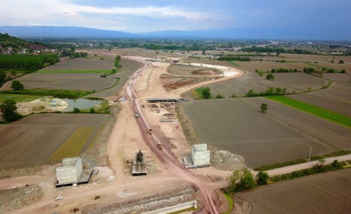 (Özel) Yıl sonunda hizmete açılacak Kuzey Marmara Otoyolu havadan görüntülendi
