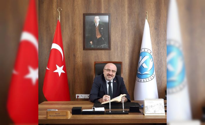 Rektör Karamustafa’dan ’19 Mayıs Atatürk’ü Anma Gençlik ve Spor Bayramı’ Mesajı