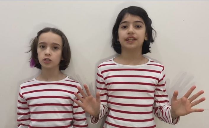 Şiir dinletisine Fransızca okunan ’Atatürk’ün Gençliğe Hitabesi’ damga vurdu