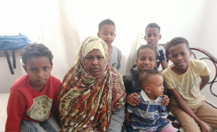 Somali’de eşi vefat edince ortada kalan 3 çocuğunun Türkiye’ye getirilmesini istiyor