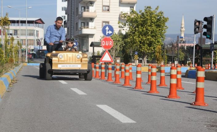Tollu: “Trafikte kurallara uyulmadığı için birçok insanın yaşam hakkı elinden alınıyor”