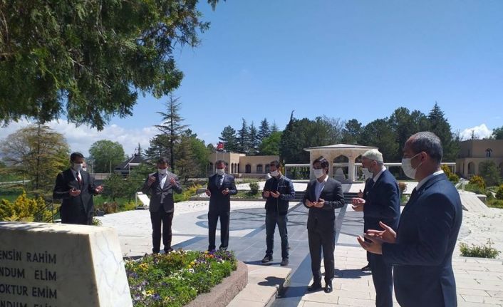 Yunus Emre vefatın 699’üncü yıl dönümünde bu yıl sessizce mezarı başında anıldı